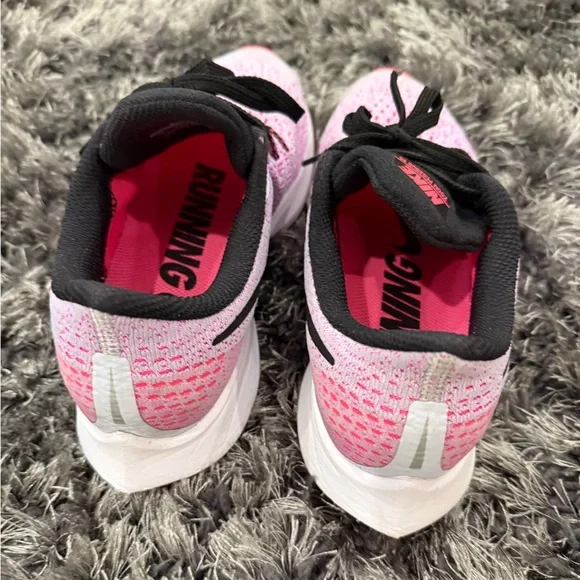 Nike Zoom Pegasus 35 Pink and Black Women’s Size 7 Running Sneakers EUC - Picture 6 of 8